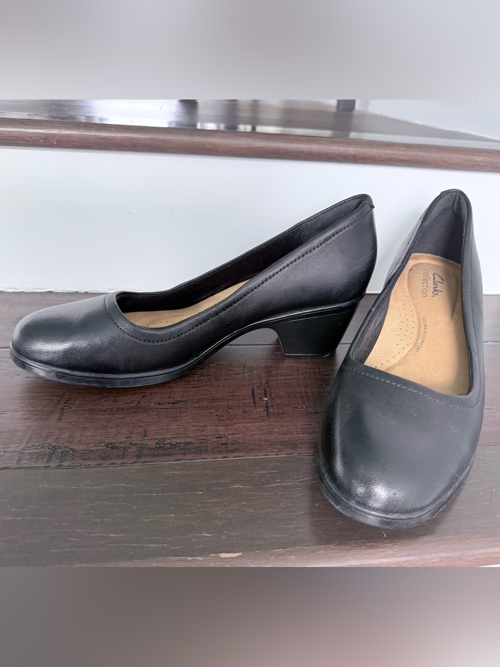 Clarks Emily Ruby Block-Heel Comfort Pumps, black, 10, like new